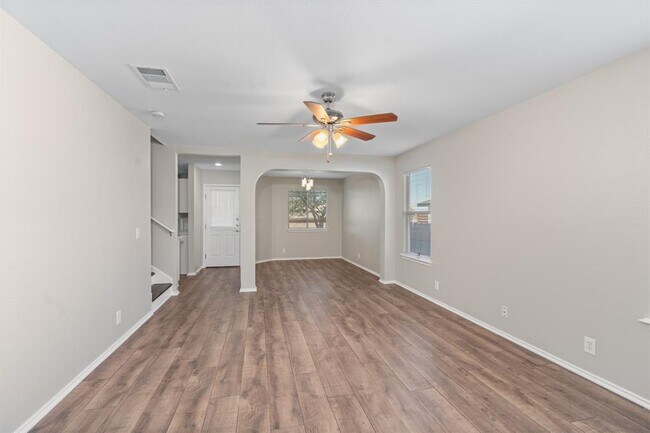 Foto del edificio - 403 Lakemont Dr