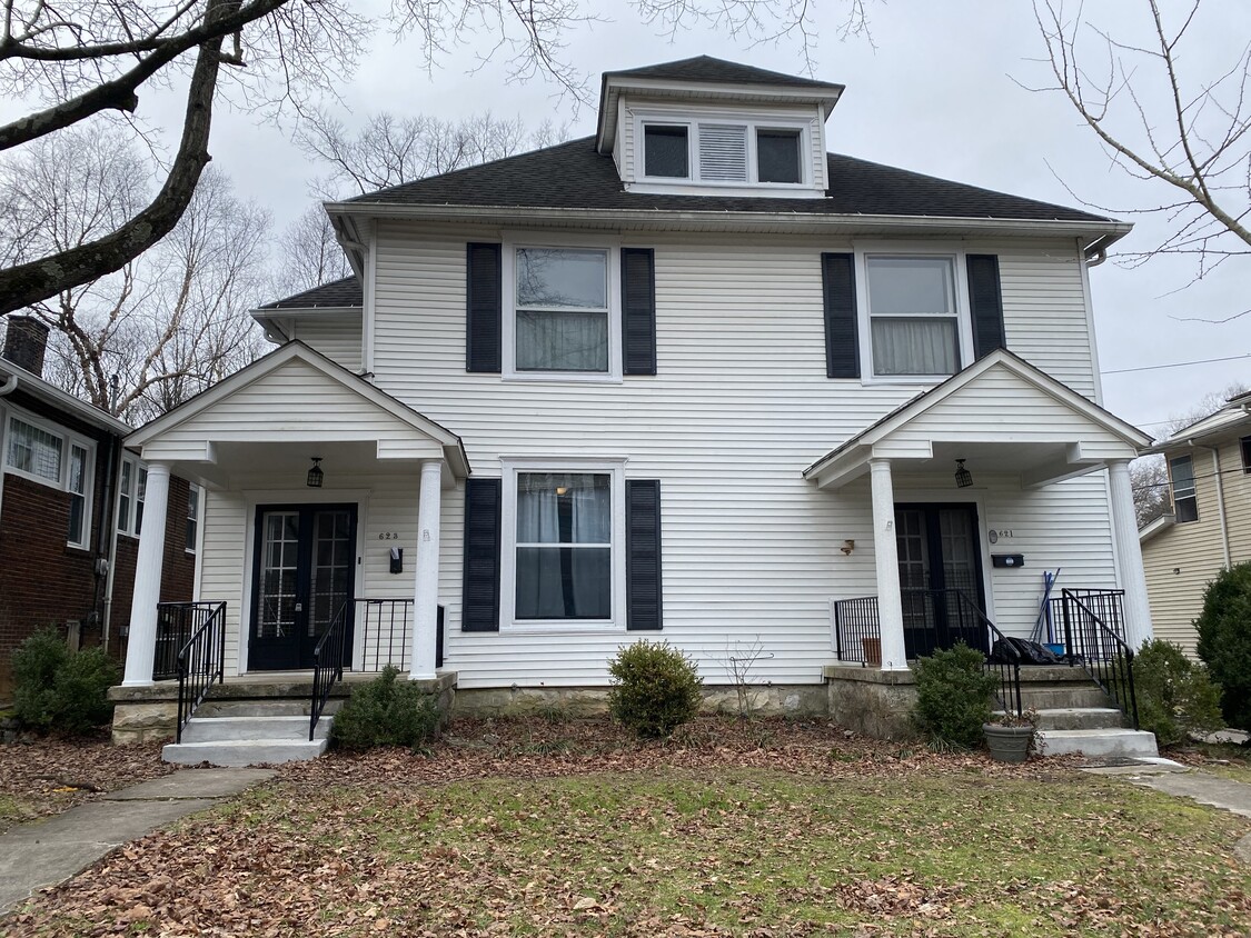 Primary Photo - 623 E 13th Ave