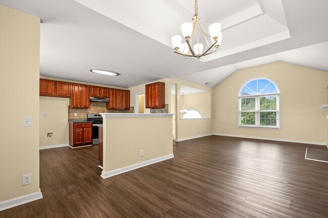 Foto del edificio - Charming Flowery Branch Home!