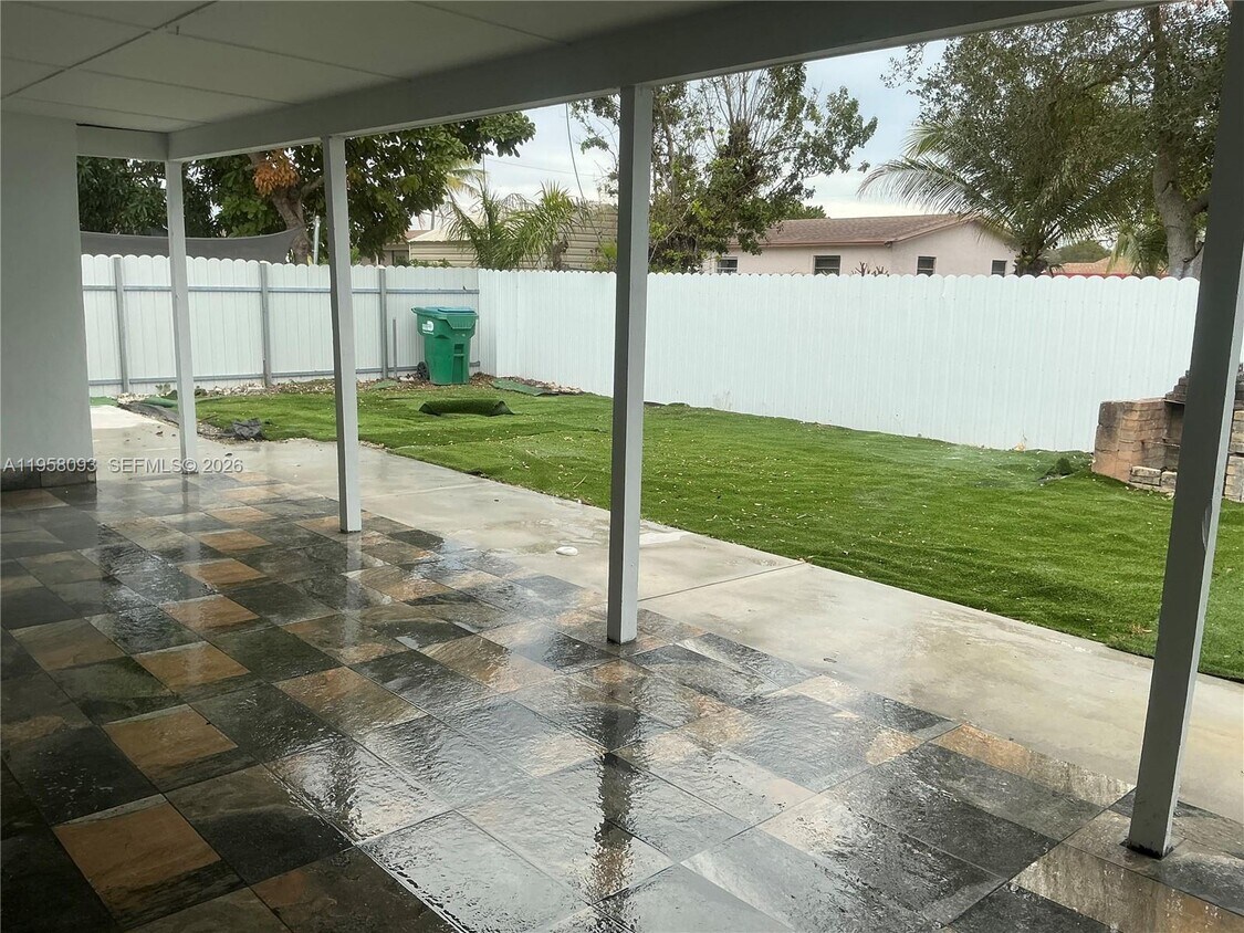 Foto del edificio - 14821 SW 104th Ave