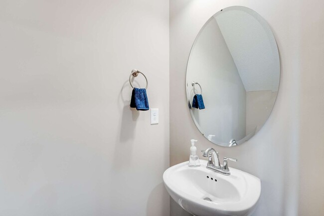 Downstairs Half Bathroom - 790 Bradburn Village Way