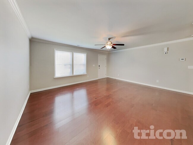 Building Photo - 192 Altondale Dr