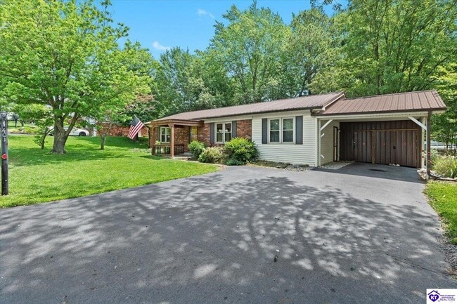 Building Photo - 401 Embry Villa Dr