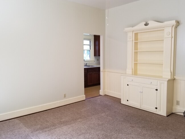 Foto del edificio - 512 W 3rd St