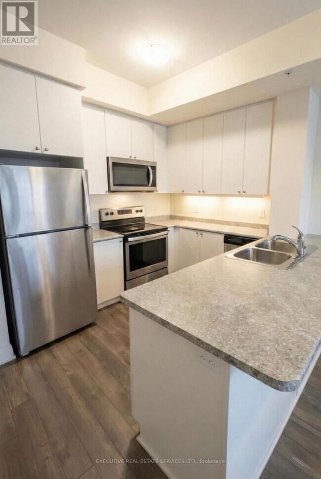 Photo du bâtiment - 65 Yorkland Blvd