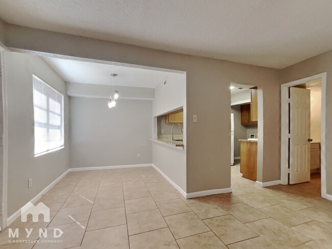 Building Photo - 1802 Millhouse Rd