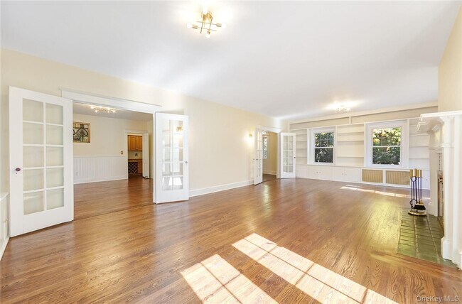Building Photo - 25 Whittier Rd