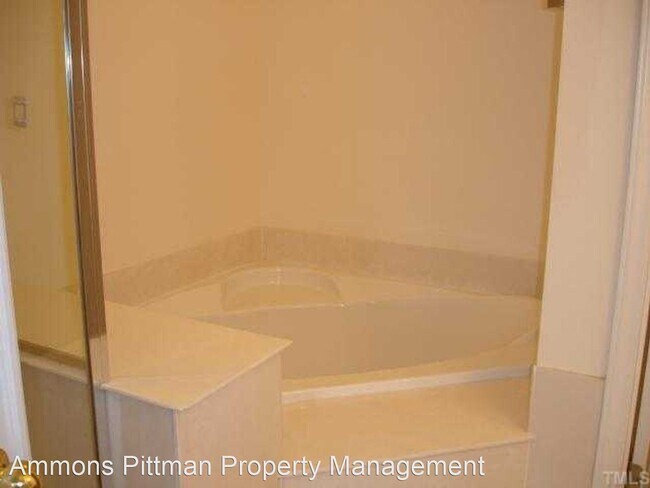 Building Photo - 3 br, 2.5 bath House - 2615 Vega Court