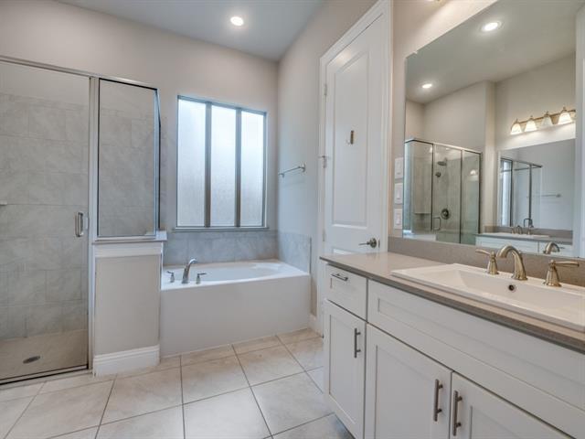 Building Photo - 4113 Angelina Dr