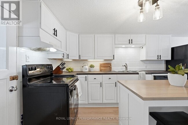 Photo du bâtiment - 1292 St Jacques Rd