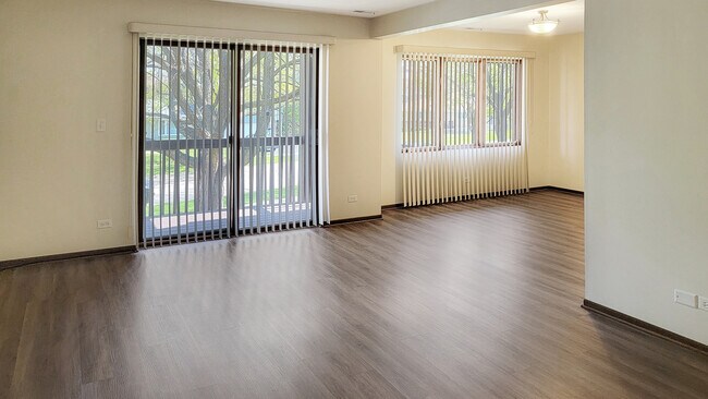 Building Photo - 207 Uteg St