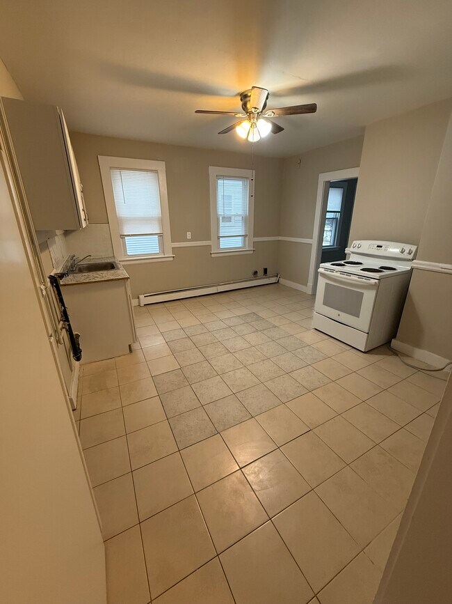 Foto del edificio - 913 East St