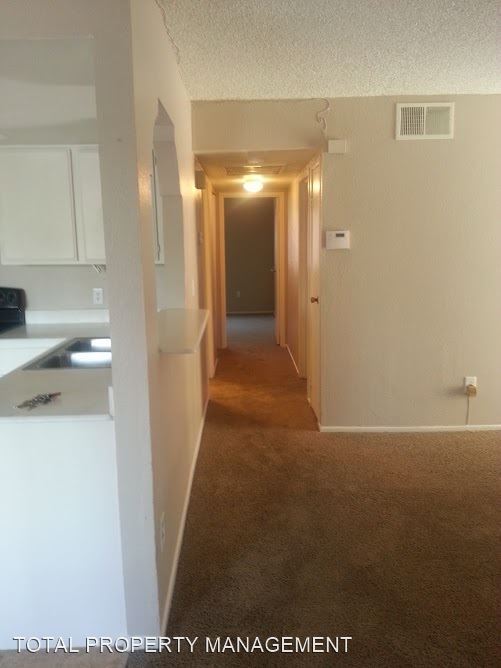 Building Photo - 2 br, 2 bath House - 4702 Obannon Dr. - B