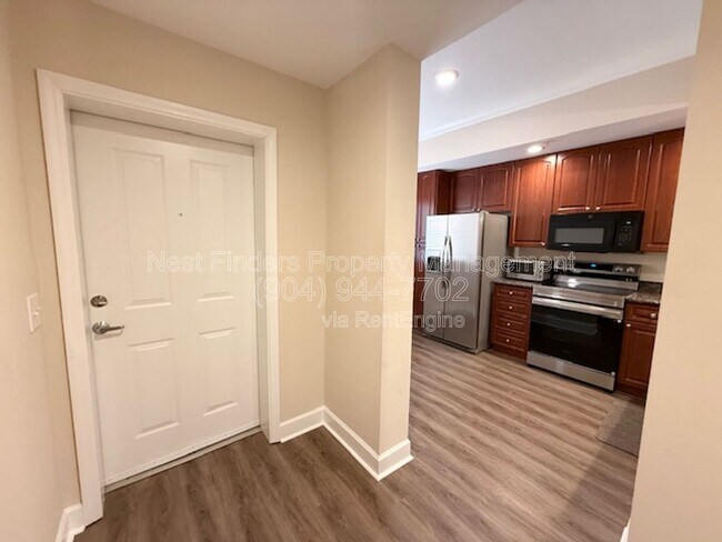 Foto del edificio - 9745 Touchton Rd