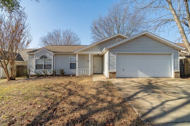 Building Photo - REMODELED 3BR 2 BA home in Central Fay! Al...