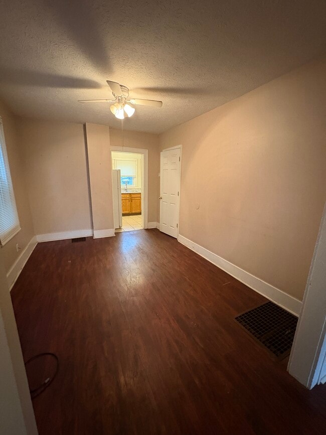 Building Photo - 1423 Marcy St