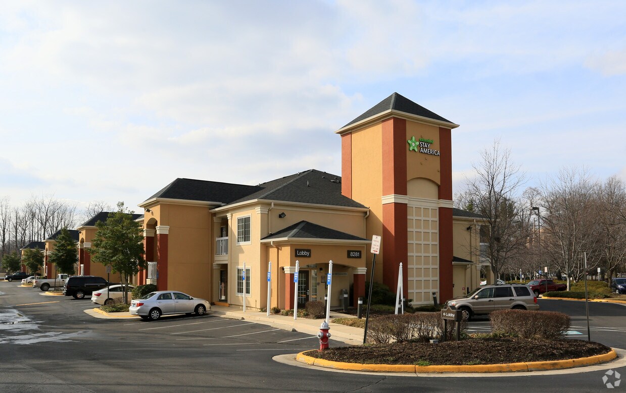 Furnished Studio - Fairfax Apartments - Fairfax, VA | Apartments.com