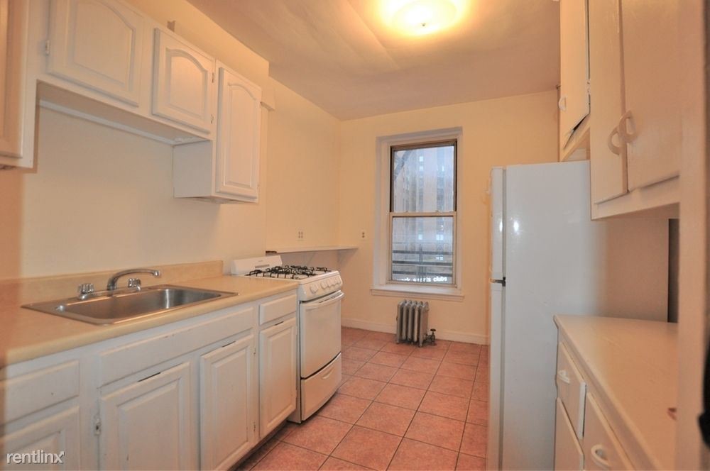 Foto del edificio - 1 br, 1 bath Apartment - 175 E 91st St
