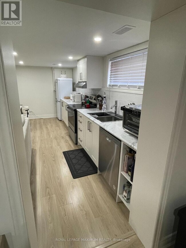 Photo du bâtiment - 29 Pakenham Dr