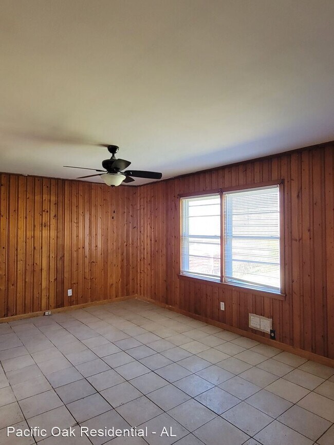 Building Photo - 3 br, 1.5 bath House - 532 Sunhill Rd NW