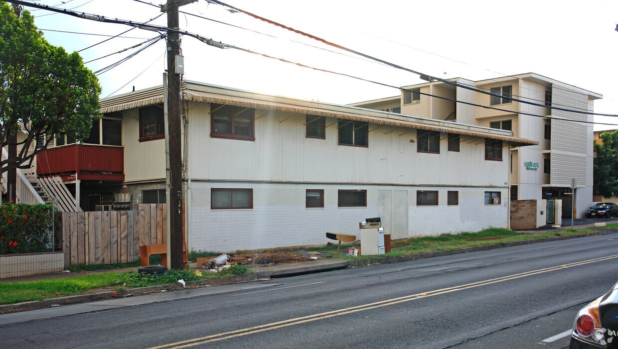 Foto del edificio - 2550 Date St