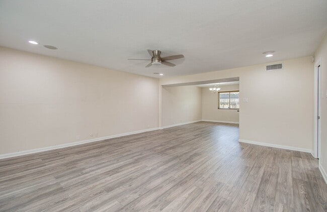 Foto del edificio - 8102 Amelia Rd