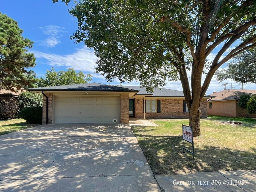 Foto principal - Amazing 3 bed, 2 bath in SW Lubbock!