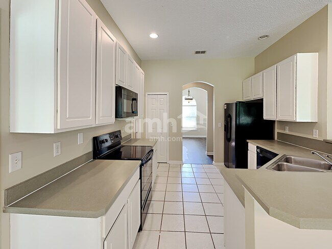 Building Photo - 1621 Merroway Lane