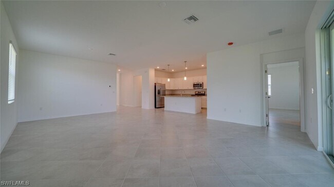 Foto del edificio - 43854 Seedling Ter