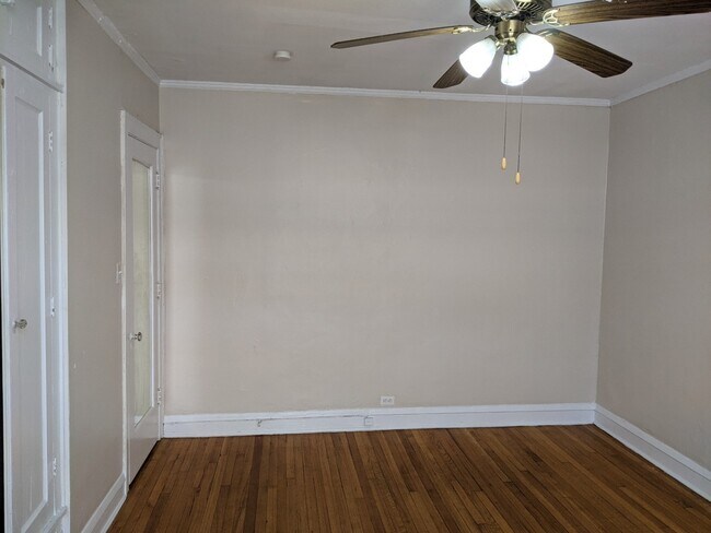 Foto del edificio - 905 Elmwood Ave