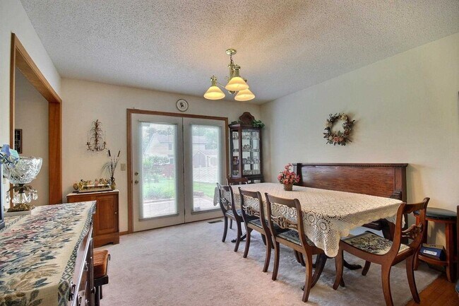 Building Photo - 9530 Old Grist Mill Pl