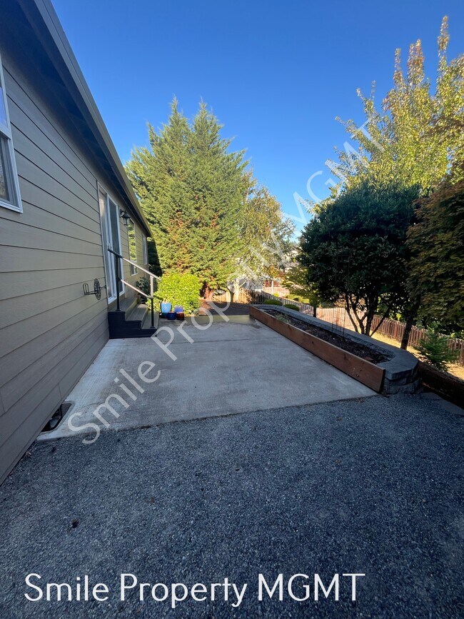 Foto del edificio - 285 Summit View Ave SE