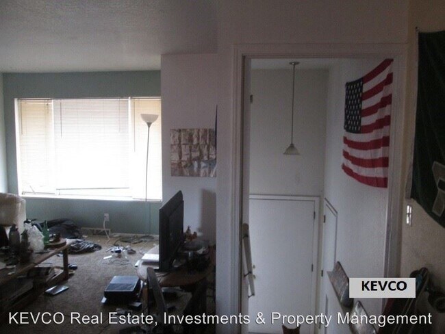 Foto del edificio - 2721-2725 Stanford Rd