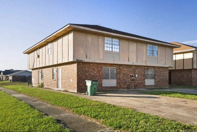 Building Photo - 1128 Dimarco St