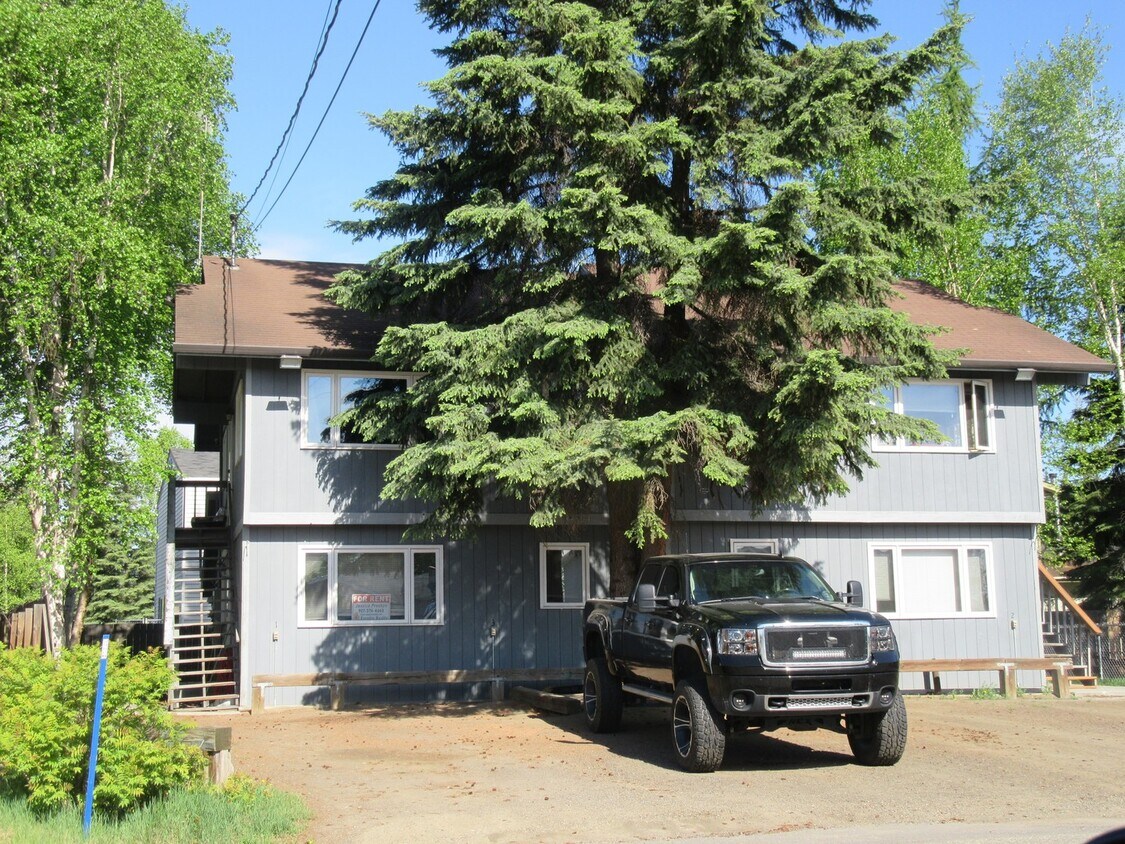 Primary Photo - 228 Princess Dr