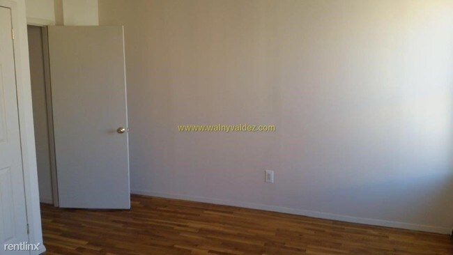 Building Photo - 1 br, 1 bath  - 1348 Sheridan Ave