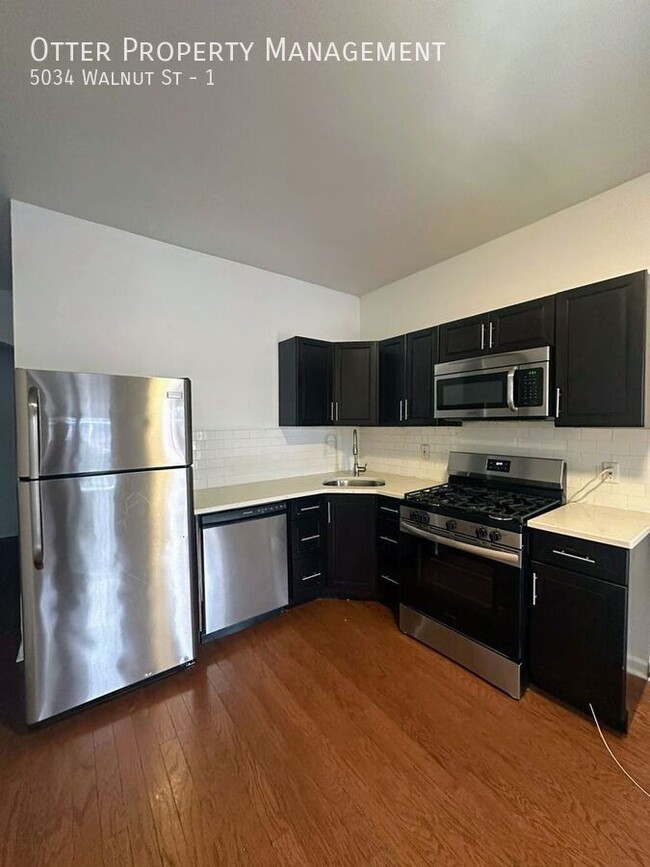 Foto del edificio - Charming 2BR/1BA with In-Unit Washer/Dryer...