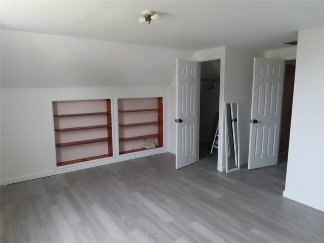 Building Photo - 4 Granada Pkwy