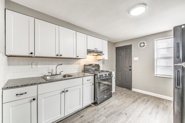 Building Photo - 1010 Wild Cherry Ln
