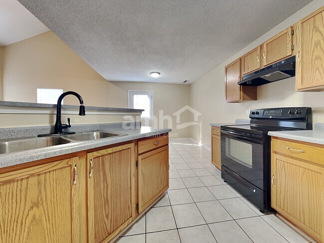 Foto del edificio - 5965 Porchester Pl