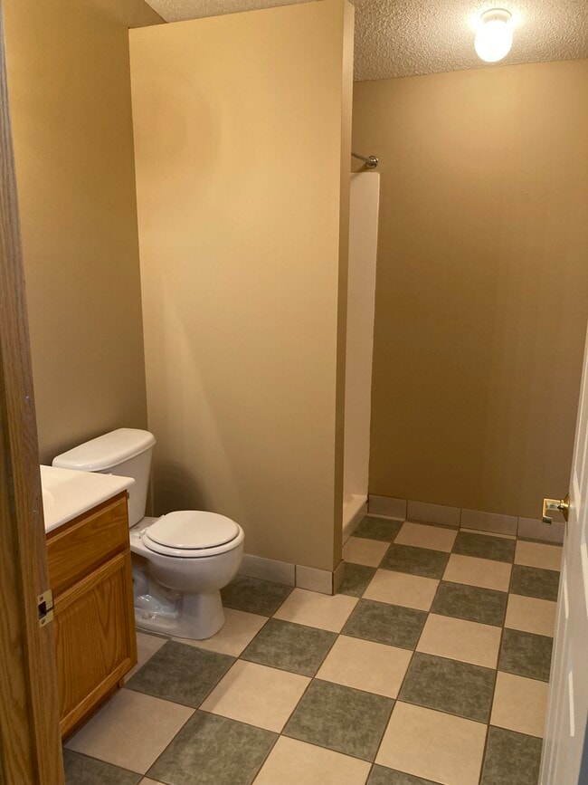 2 bed 2 bath H - Windsong Apartments