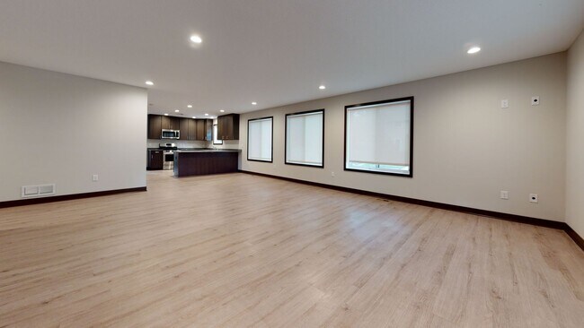 Foto del edificio - 879 23rd Ave SE