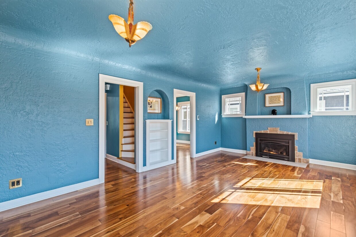 Primary Photo - 7742 15th Ave NE
