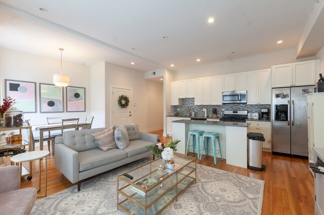 Foto del edificio - 3507 N Wilton Ave