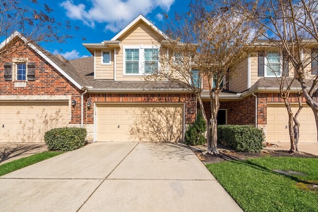 Foto del edificio - 14310 Silver Hollow Ln