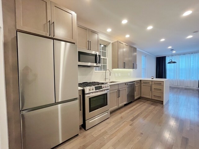 Primary Photo - 2427 W Grenshaw St