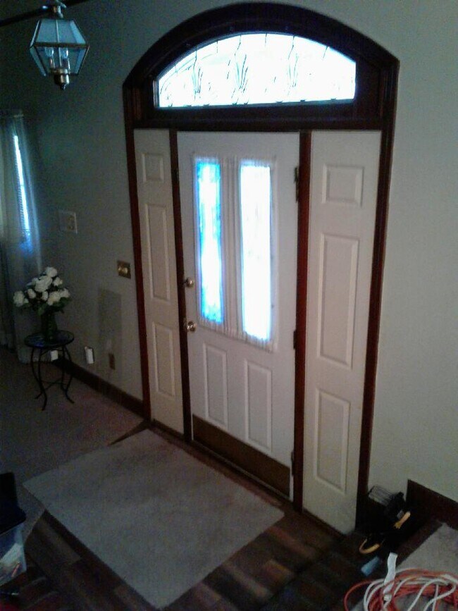 Building Photo - 6225 Olde Towne Dr