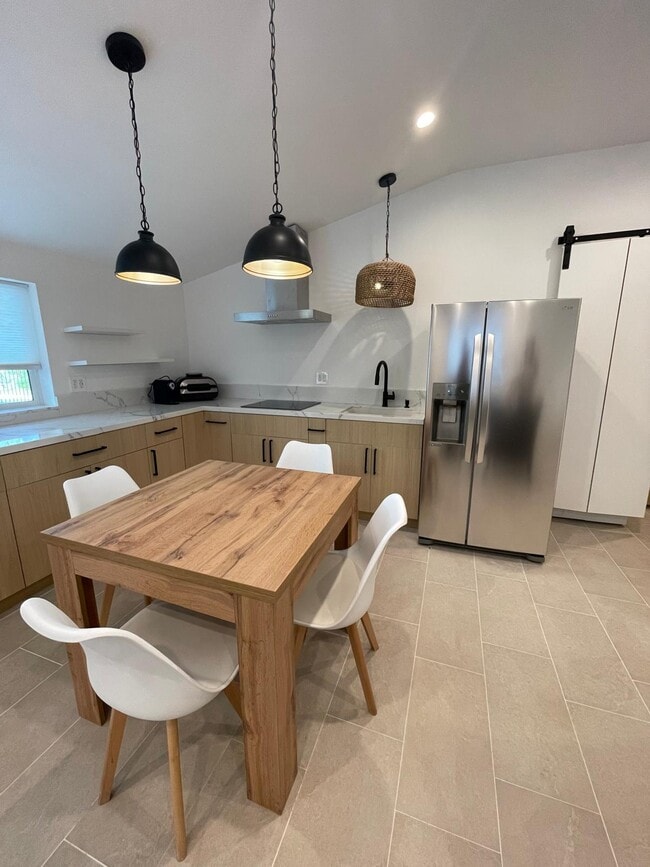 Building Photo - 20570 Hatteras St