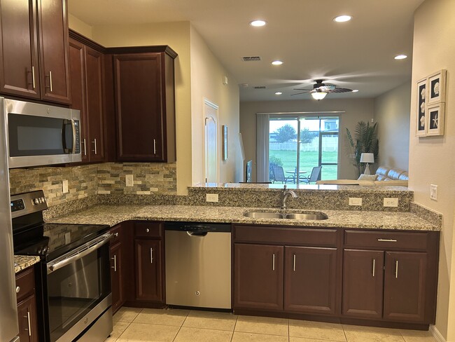 Building Photo - 10965 Verawood Dr