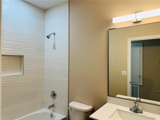 Foto del edificio - 2918 W Driftwood St